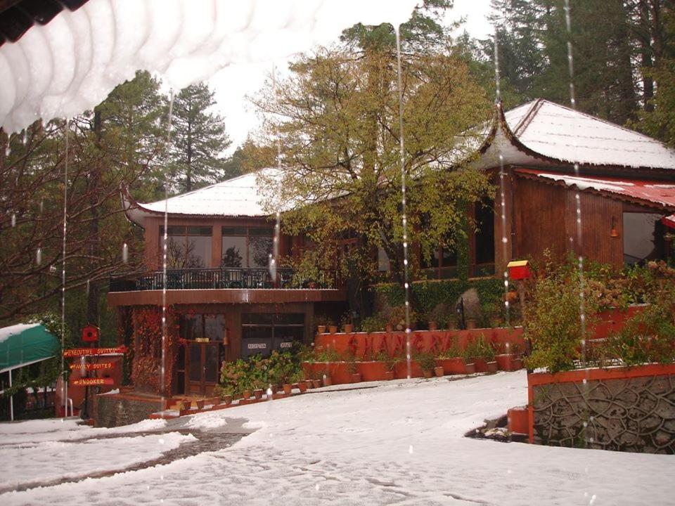 shangrila-hotels-and-resort-image-1 shangrila-hotels-and-resort-image-1